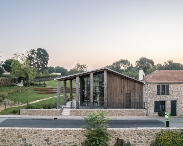 SB Architectes Vendée - Construction d'un commerce et d'un café-restaurant